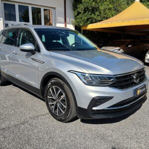 VOLKSWAGEN TIGUAN 1.5 TSI 150 CV DSG ACT Life CarPlay Angolo Cieco Sensori Ant. Post