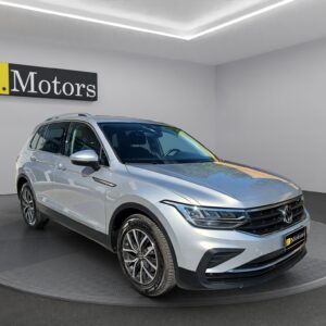 VOLKSWAGEN TIGUAN 1.5 TSI 150 CV DSG ACT Life CarPlay Angolo Cieco Sensori Ant. Post