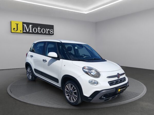 FIAT 500L 1.3 Cross 95cv Automatica Navigatore Sensori posteriori comandi al volante