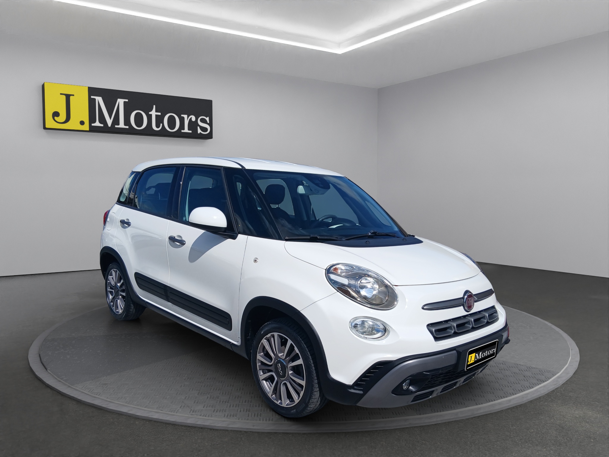 FIAT 500L 1.3 Cross 95cv Automatica Navigatore Sensori posteriori comandi al volante