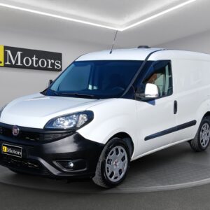 FIAT DOBLO' Cargo 1.4 tjt Natural Power 120cv Scaffalature interne