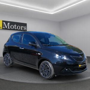 LANCIA YPSILON 1.0 HYBRID FireFly 70cv Gold S&S CarPlay Sensori di Parcheggio Scorta
