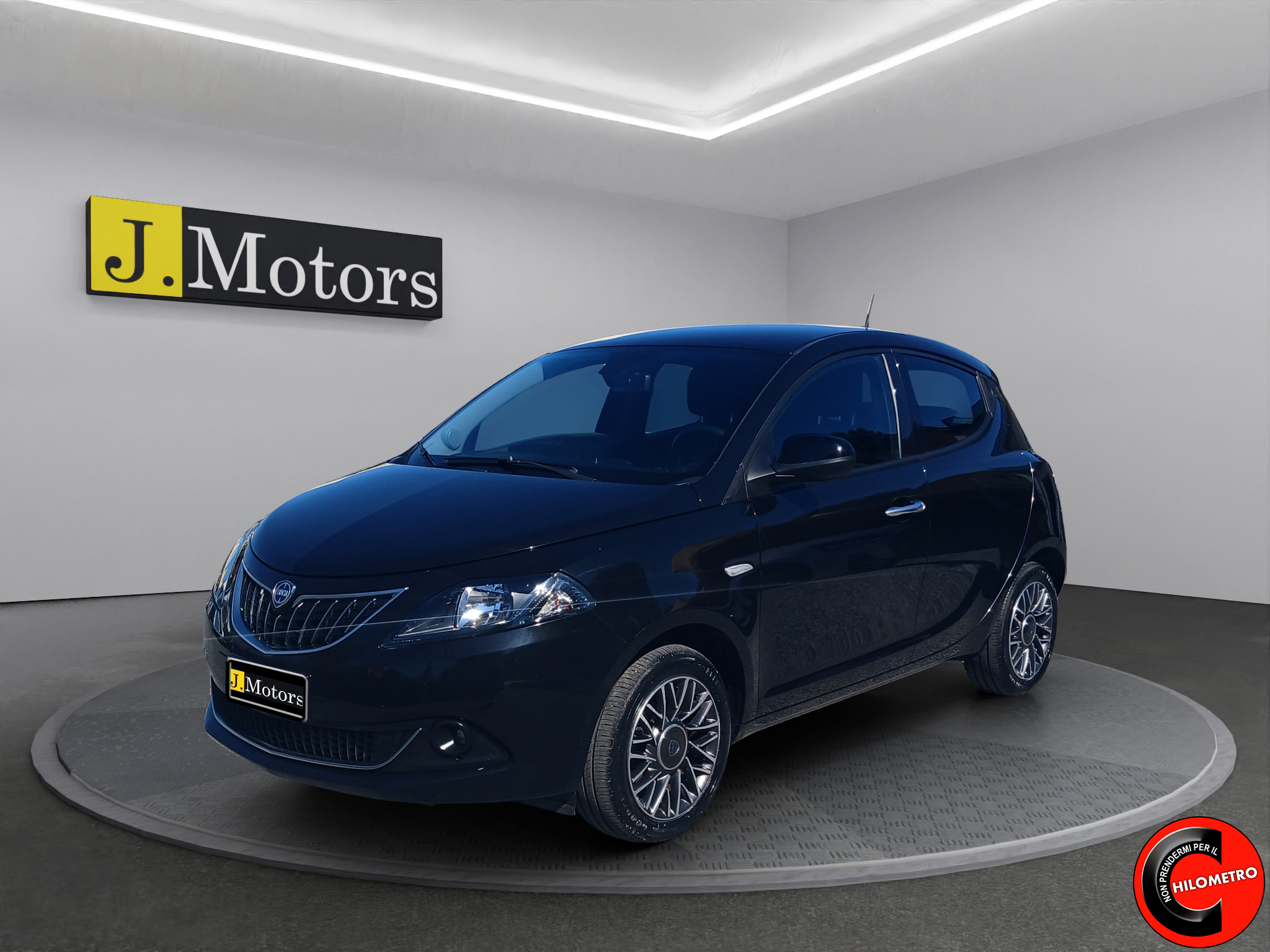 LANCIA YPSILON 1.0 HYBRID FireFly 70cv Gold Plus S&S CarPlay Sensori di Parcheggio Telecamera Scorta Ricarica Telefono Wireless