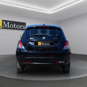 Posteriore Lancia Ypsilon 1.0 FireFly Hybrid Gold
