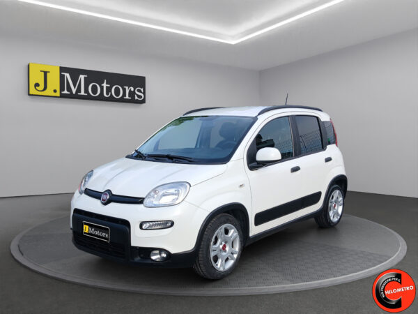 FIAT PANDA City Life 1.0 Hybrid S&S 5 posti Vetri posteriori oscurati ruotino di scorta