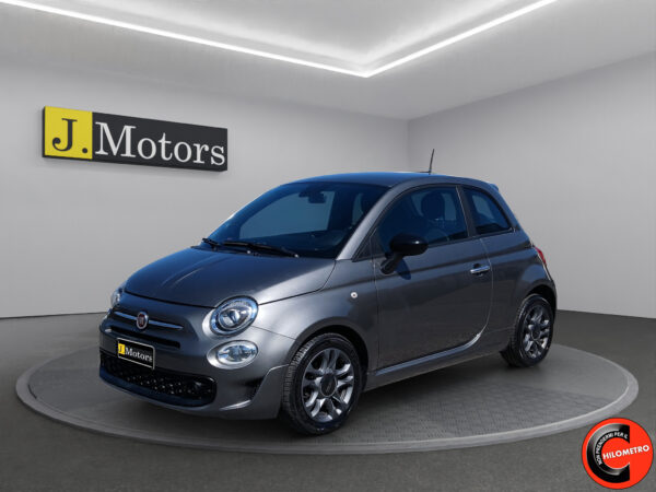 FIAT 500 1.0 HYBRID 70cv Connect Car Play Sensori di Parcheggio Impianto stereo Beats