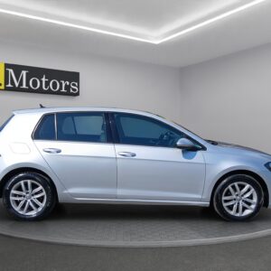 Lato destro Volkswagen Golf