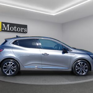 Lato destroClio Renault Techno
