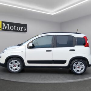 Lato sinistro Fiat Panda 1.0 hybrid City Life