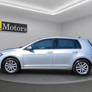Lato sinistro Volkswagen Golf