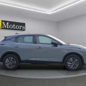 Lato destro Nissan Qashqai 1.3 MHybrid 158cv Acenta Automatica